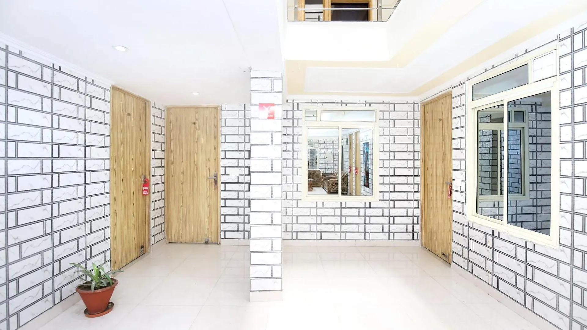 Hotel O Continental Inn Chandigarh